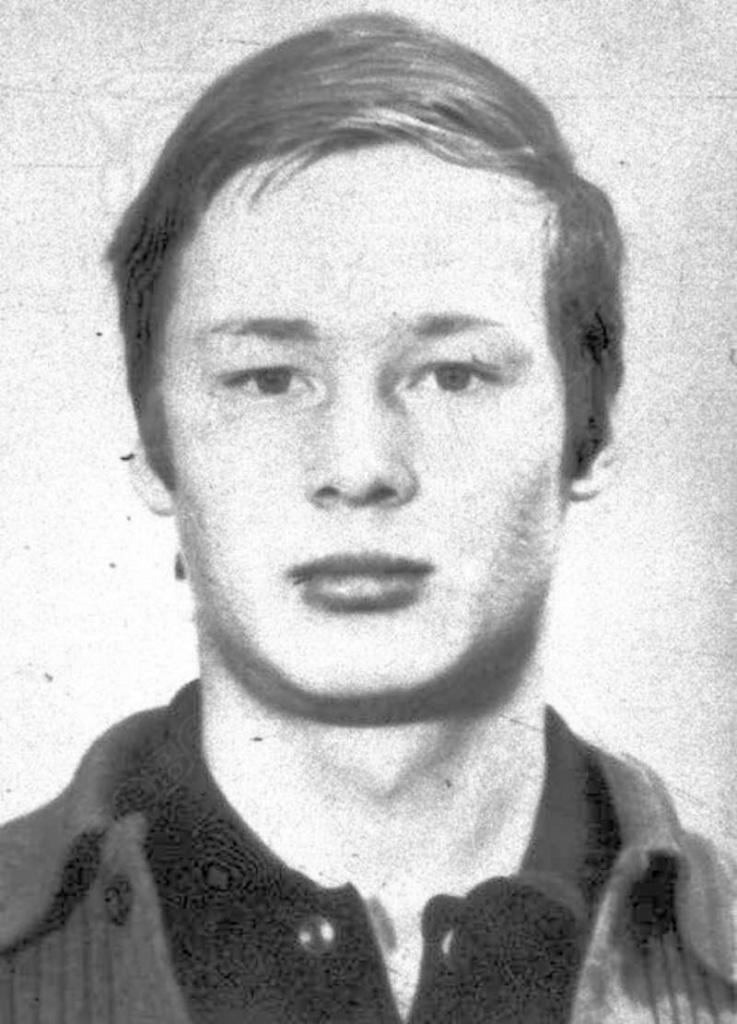 Зюзиков Валерий Николаевич (1964 - 1983)